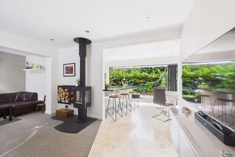 47 Robinson Road, Gloucester, GL1 5BN