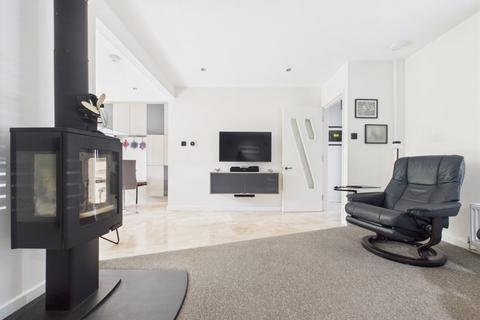 47 Robinson Road, Gloucester, GL1 5BN