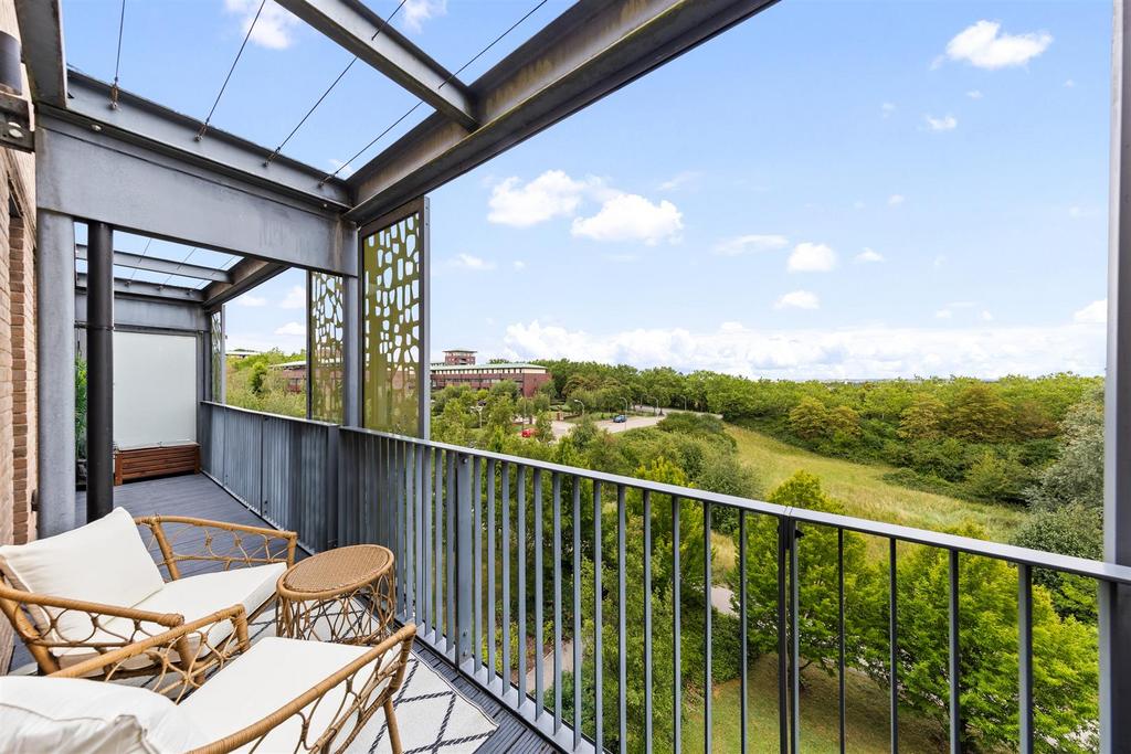 331 Dalgin Pl Web23.jpg