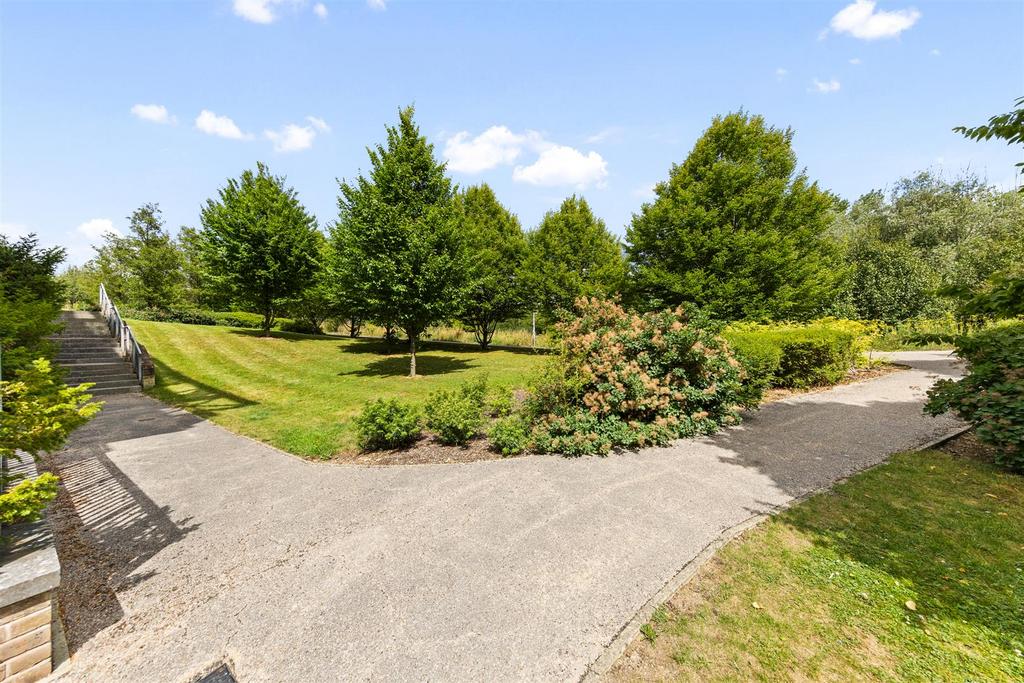 331 Dalgin Pl Web09.jpg