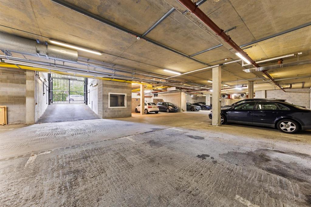331 Dalgin Pl Web06.jpg