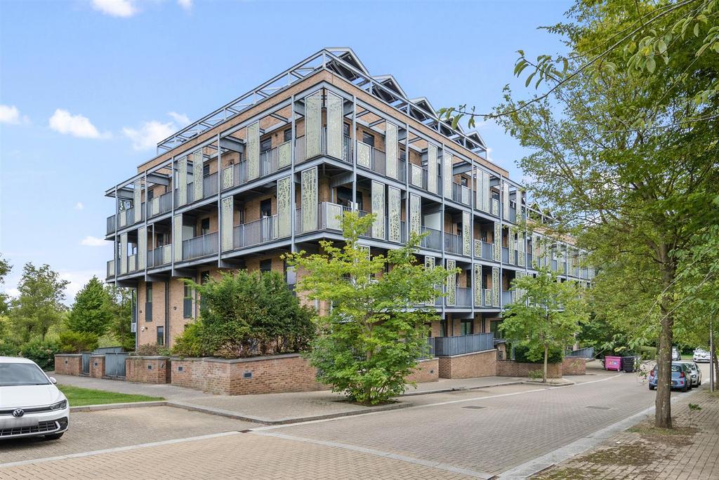 331 Dalgin Pl Web01.jpg