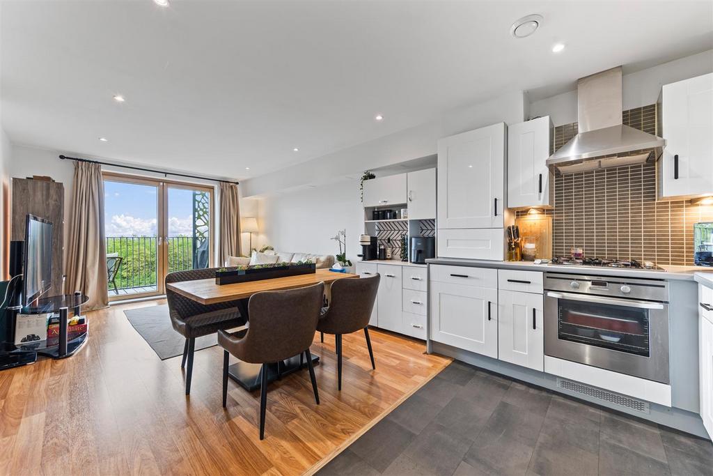 331 Dalgin Pl Web13.jpg