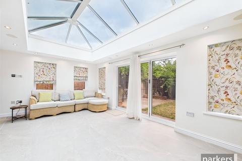 undefined, Greenidge Close, Berkshire RG1