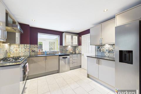 undefined, Greenidge Close, Berkshire RG1