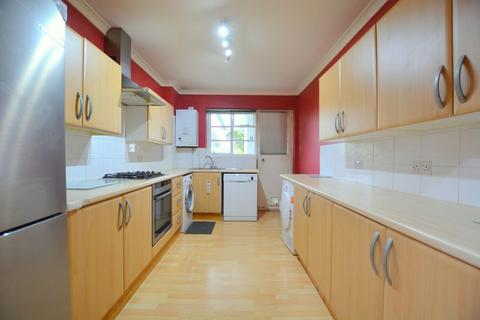 2 bedroom apartment for sale, Capel Gardens, Pinner
