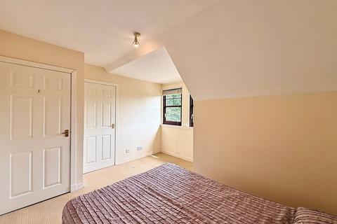 104 Bentinck Drive, Troon, KA10 6HZ