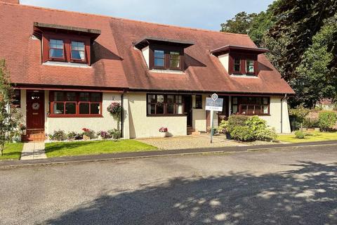 104 Bentinck Drive, Troon, KA10 6HZ
