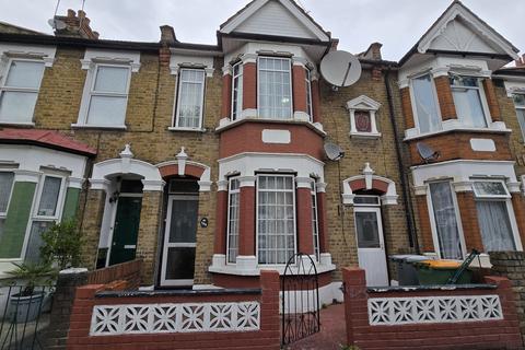 4 bedroom terraced house to rent, Mitcham Road, London, E6