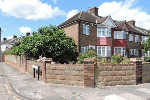 Durants Park Avenue, Enfield, EN3