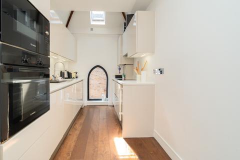 2 bedroom apartment for sale, West Kensington W14