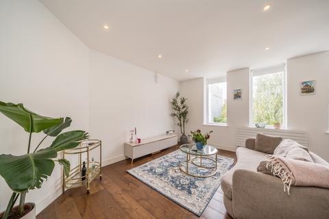 2 bedroom apartment for sale, West Kensington W14