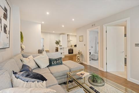 2 bedroom apartment for sale, West Kensington W14