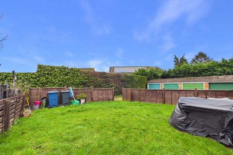 2 bedroom apartment for sale, Berkeley Avenue, Chesham, Buckinghamshire, HP5