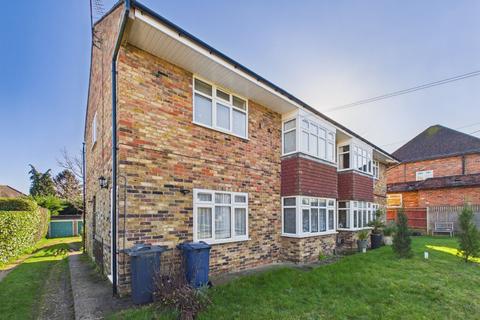2 bedroom apartment for sale, Berkeley Avenue, Chesham, Buckinghamshire, HP5