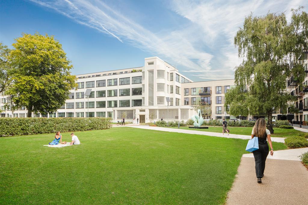 Hayes External