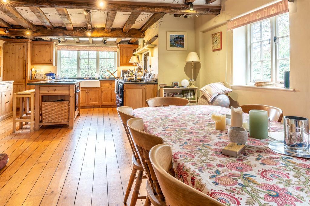 Kitchen/Breakfast