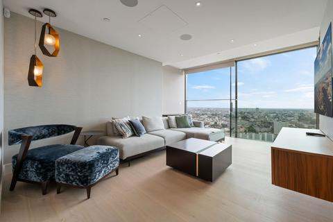3 bedroom apartment for sale, Bollinder Place, Carrara Tower, EC1V