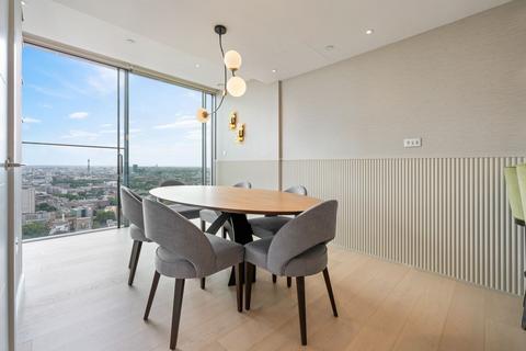 3 bedroom apartment for sale, Bollinder Place, Carrara Tower, EC1V