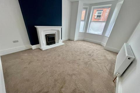5 bedroom semi-detached house for sale, Carlton Road, Sale, M33