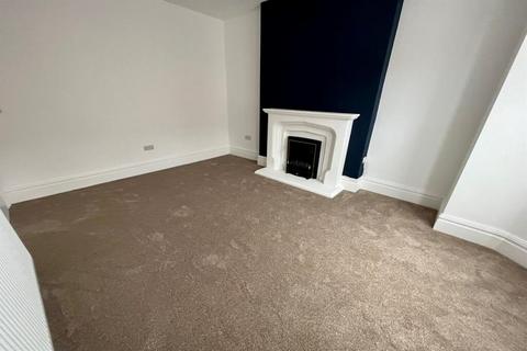 5 bedroom semi-detached house for sale, Carlton Road, Sale, M33