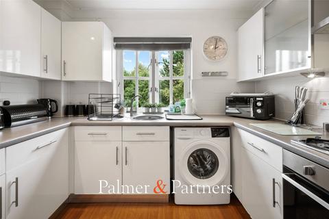 2 bedroom apartment for sale, George Williams Way, Colchester, Essex, CO1
