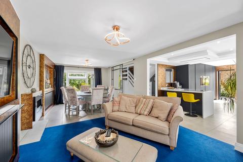 37 Boundary Way, Croydon, CR0 5AU