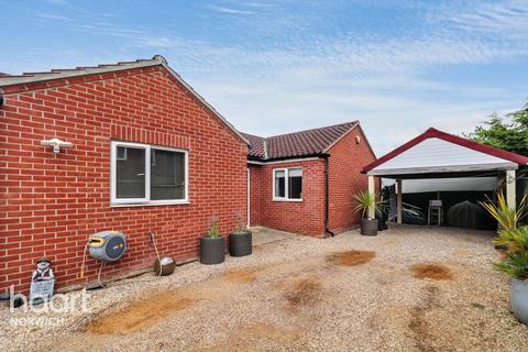 2 bedroom bungalow for sale, Hastings Court, MELTON CONSTABLE