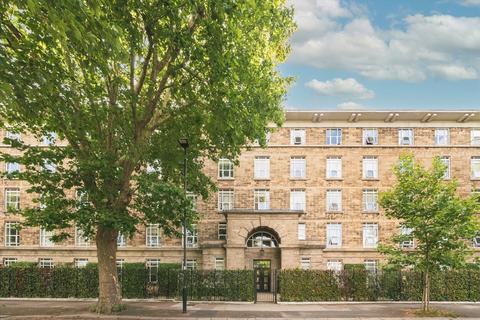 Bromyard Avenue, London W3