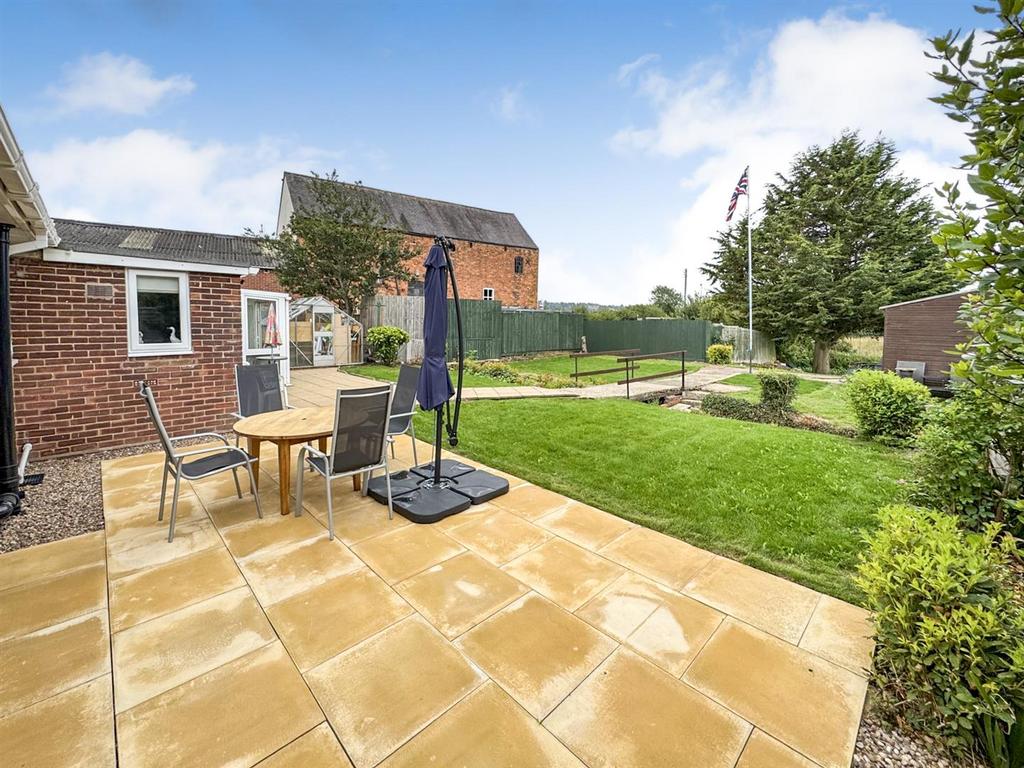 Thumbnail image3 (1).jpg