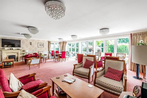 2 bedroom retirement property for sale, EMMELINE LODGE, LEATHERHEAD, KT22