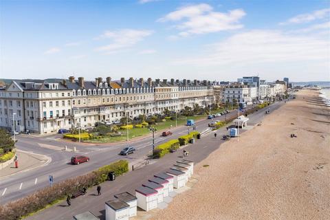 1 bedroom flat for sale, West Mansions Heene Terrace, Worthing, BN11 3NT