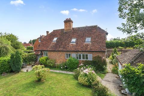 3 bedroom detached house for sale, Tenterden Road, Biddenden