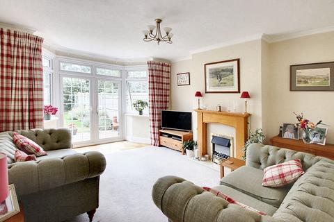 4 Heathway, Croydon, CR0 8PY