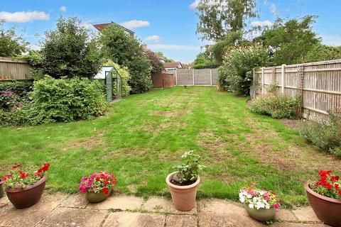 4 Heathway, Croydon, CR0 8PY