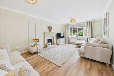 4 bedroom detached house for sale, Linton, Elloughton