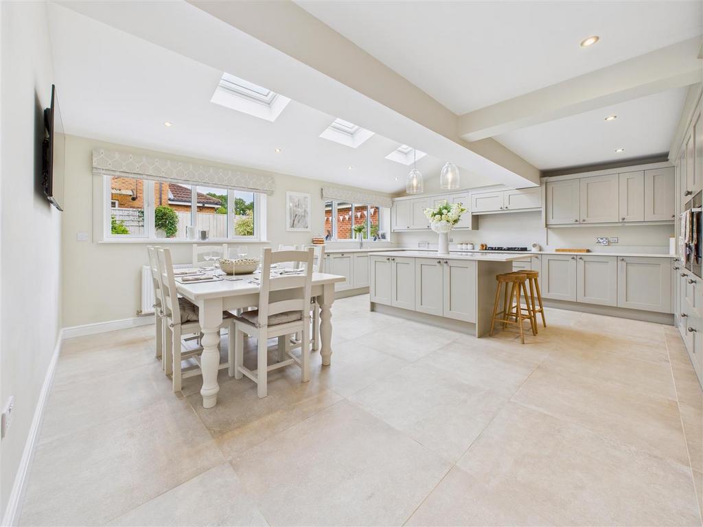 Dining Kitchen