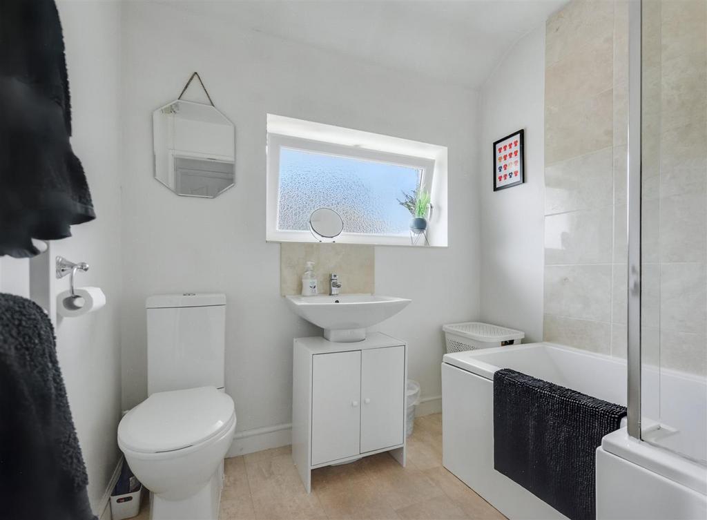 Bathroom.jpeg