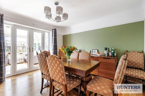 4 The Chestnuts, Hensall, Goole, DN14 0QB
