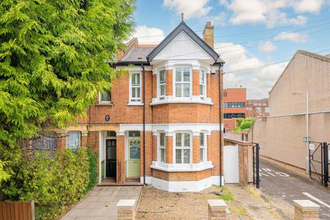 3 bedroom semi-detached house for sale, Grosvenor Road, Twickenham TW1