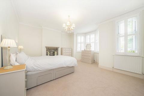 3 bedroom semi-detached house for sale, Grosvenor Road, Twickenham TW1