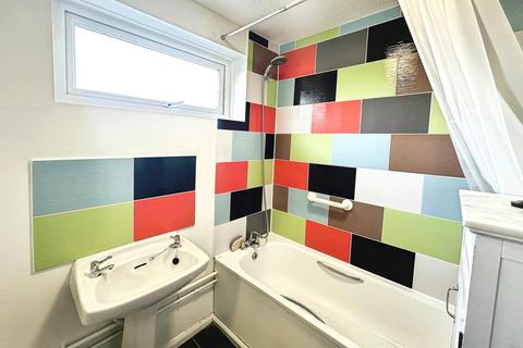 2 bedroom terraced house to rent, Cairn Drive, Greater Manchester M6