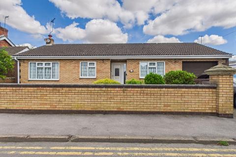 2 bedroom bungalow for sale, Chapel Lane, Scunthorpe DN17