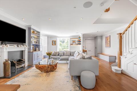 5 bedroom semi-detached house for sale, Corsellis Square, St. Margarets, Twickenham, TW1