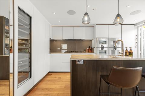 10 Corsellis Square, Twickenham, TW1 1QT