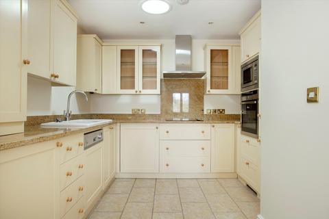 2 bedroom apartment for sale, Evesham Road, Stow on the Wold, Gloucestershire, United Kingdom, GL54