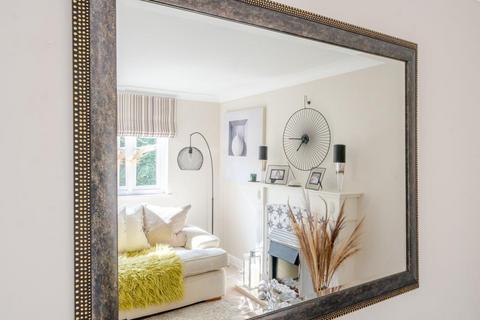 4 bedroom end of terrace house for sale, Grangers Place,  Witney,  OX28
