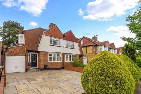 16 Ewell Park Way, Ewell, Epsom, KT17 2NP
