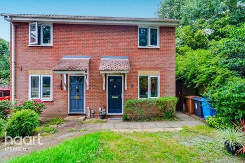 2 bedroom semi-detached house for sale, Finbars Walk, Ipswich