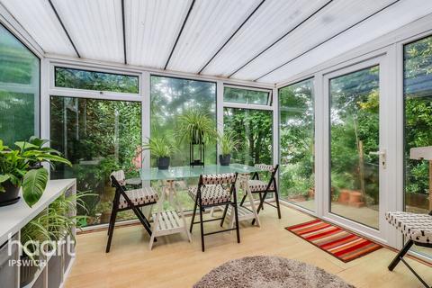 2 bedroom semi-detached house for sale, Finbars Walk, Ipswich
